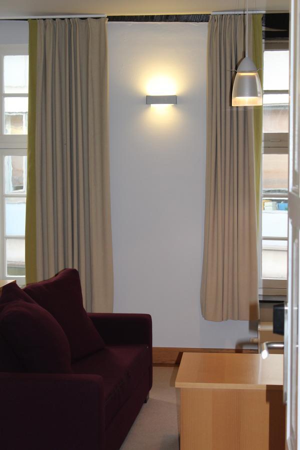 Irish College Leuven Ξενοδοχείο Δωμάτιο φωτογραφία
